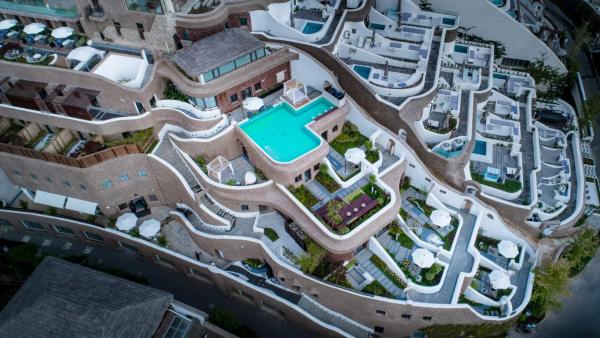 A la foto es mostra l'objecte DaLi YanYun Sea View Holiday Hotel situat a la ciutat de Dali.