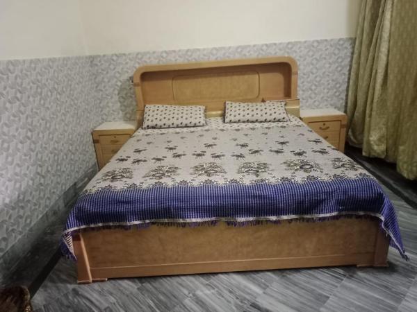 A la foto es mostra l'objecte Mian house situat a la ciutat de Dargai.