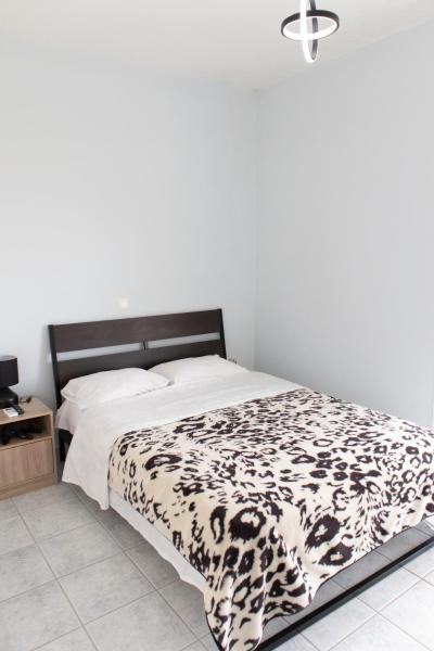 Na foto é possível ver o objeto Airport city center 4 localizado na cidade de Spáta.