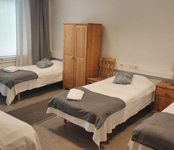 Na fotografii je vidět objekt DB Hostel nacházející se ve městě Söderlångvik.