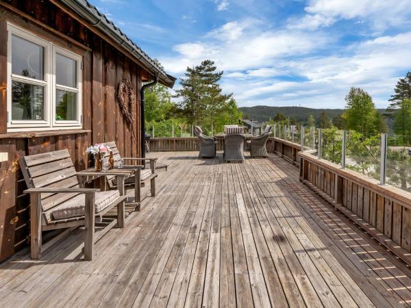 Nella foto è visibile l'oggetto Holiday Home Solfridbu by Interhome situato nella città di Øyuvstad.