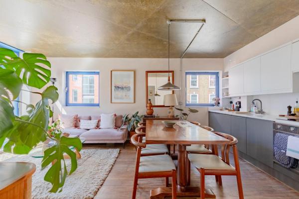 Foto 2: Rustic 1BD Flat by Regents Canal Heart of Hackney