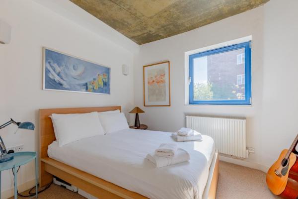 Foto 1: Rustic 1BD Flat by Regents Canal Heart of Hackney