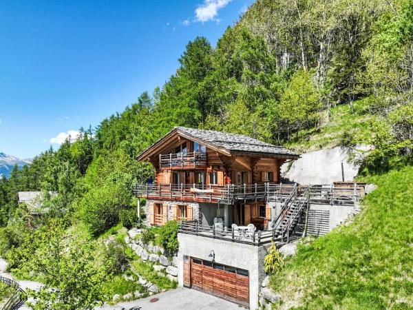På billedet ses objektet Chalet Isabella by Interhome beliggende i byen Veysonnaz.