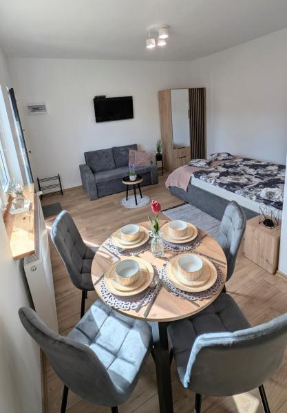 На фото показан объект Apartament Domowe Zacisze 2, расположенный в городе Kierzkowo.
