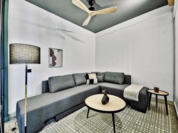 Foto 9: Stylish, new, pool, secure home in heart of CBD