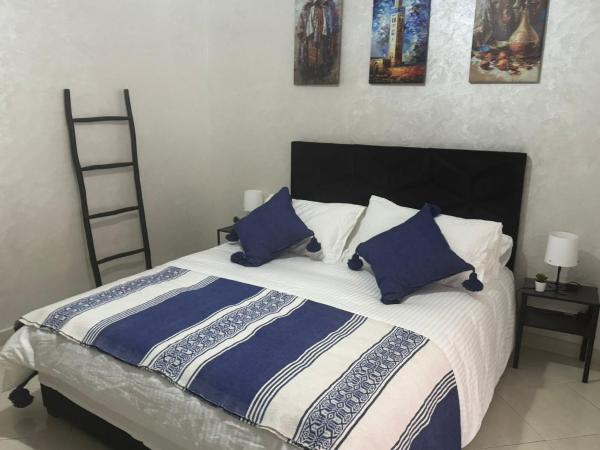 På billedet ses objektet Elegant Apartment in Marrakech Gueliz beliggende i byen Marrakech.