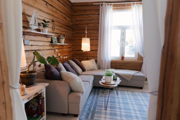 A la foto es mostra l'objecte Cozy summer nest in the city center by the river situat a la ciutat de Pärnu.