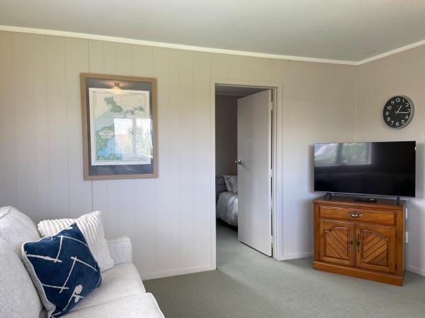 Quintessential Kiwi Bach - Whitianga