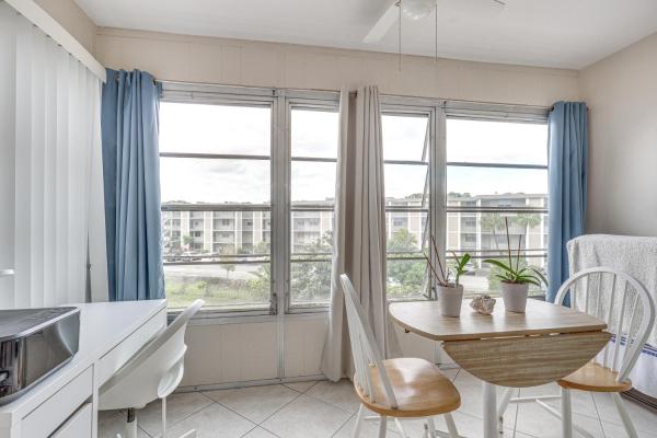 Fotografie 3: Pool Access, 9 Mi to Pompano Beach Breezy Condo!