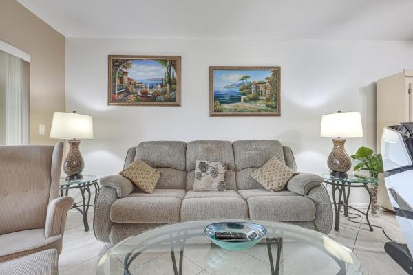 Fotografie 6: Pool Access, 9 Mi to Pompano Beach Breezy Condo!