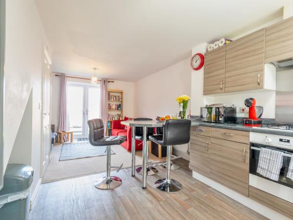 A la foto es mostra l'objecte Pass the Keys Modern Bright Home Bunk Beds GardenParking situat a la ciutat de Hadley.