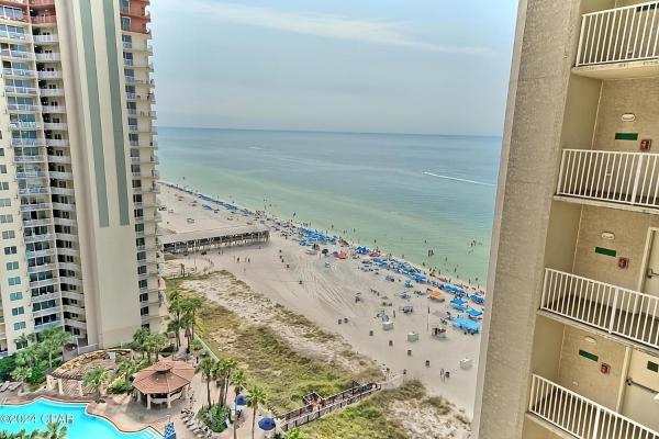 Apartamento com 1 Quarto — 42 m² - Sunset at The Shores