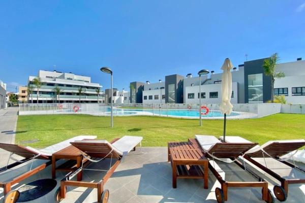 Beautiful 4 Bedroom Apartment In Cala Serena La Cala De Mijas - Mijas