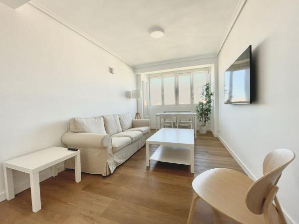 På billedet ses objektet Notel Club - Moderno apartamento en Sardinero beliggende i byen Santander.