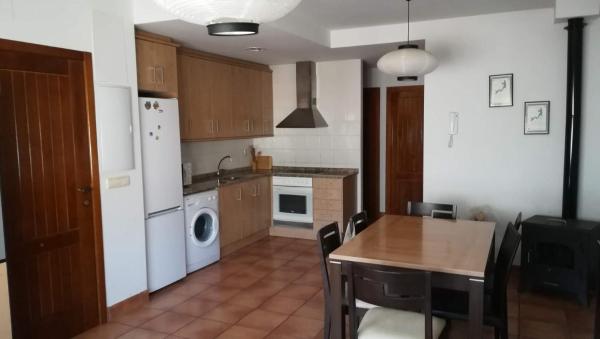 A la foto es mostra l'objecte Apartamento Camarena de la Sierra situat a la ciutat de Cubla.