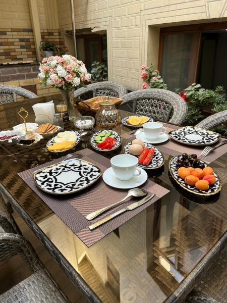 Na zdjęciu widoczny jest obiekt Silk Avenue Samarkand Guest House położony w mieście Samarkanda.