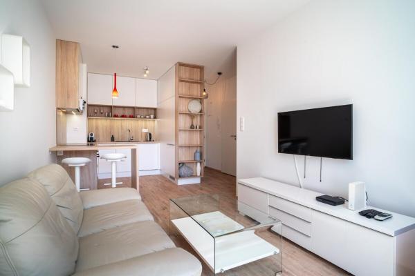 A la foto es mostra l'objecte Bright 1BR Apt w Private Parking situat a la ciutat de Trnávka.
