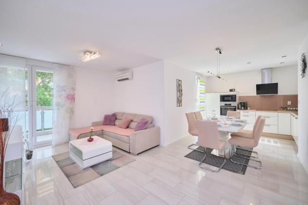 Op de foto is het object Apartment PAX by Litto te zien, gelegen in de stad Split.