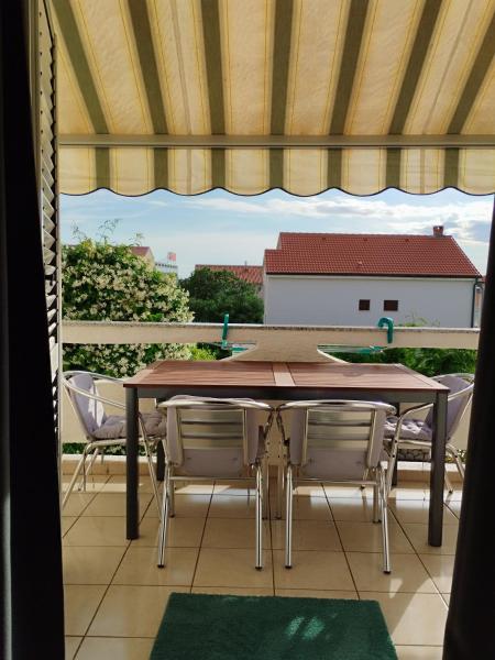 Walk To Beach 2br Center, Zrce Bus, Parking - Caska