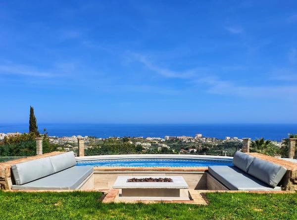 Villa De Lujo En Málaga - 베날마데나