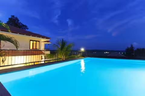 A la foto es mostra l'objecte 3Tropical Woods 4BR Villa in North Goa PoolCook situat a la ciutat de Bardez.