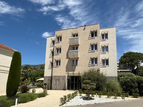 A la foto es mostra l'objecte Best Western PLUS Elixir Grasse situat a la ciutat de Grasse.