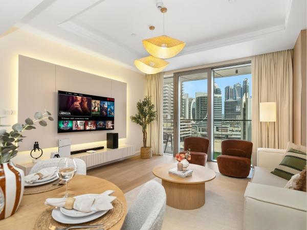 På billedet ses objektet The Dubai Mall Suite Luxury 1-Bed Near Burj Khalifa beliggende i byen Dubai.