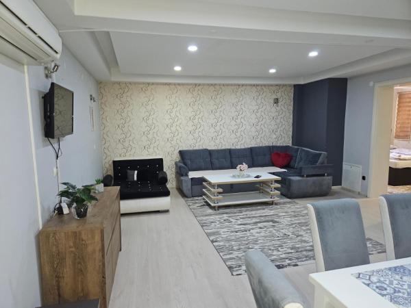 Na foto é possível ver o objeto Apartments Arna localizado na cidade de Visoko.