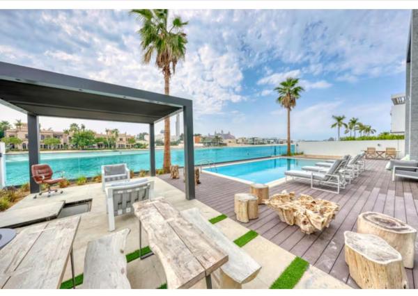 World Class Luxurious 8 Bdr - Villa In Palm Jumeriah - Dubai