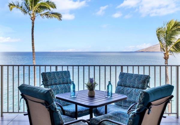 På billedet ses objektet Watch Whales and Sunsets from your Bed - Double Master Sunset Suite beliggende i byen Kihei.