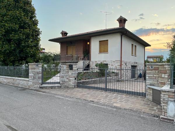 The photo shows the Ca' Puccini 8 located in the city of Ronchi.