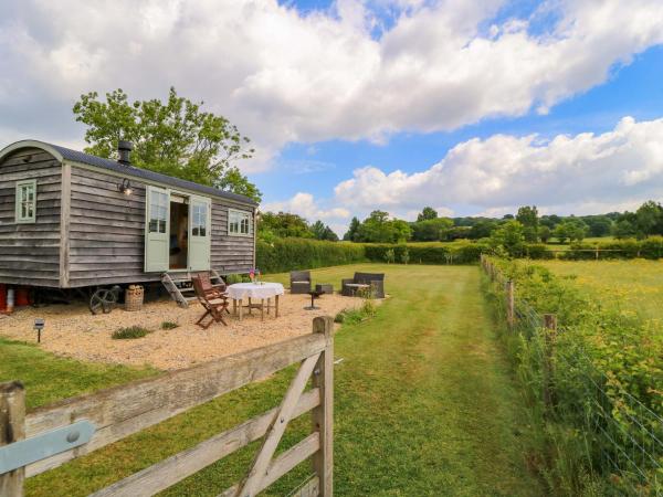 A la foto es mostra l'objecte Goose Whistle Hut situat a la ciutat de Sutton Benger.