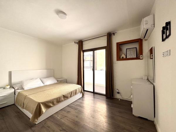 Nella foto è visibile l'oggetto Cozy 2BR city centered apartment situato nella città di Il Cairo.