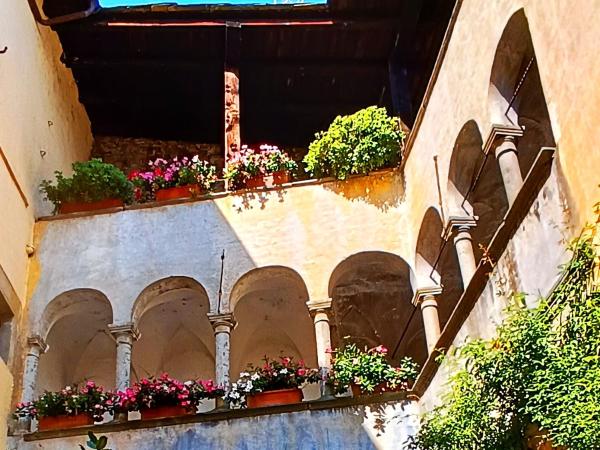 På bildet vises objektet Il Granaio di Palazzo Guicciardi som ligger i byen Chiuro.