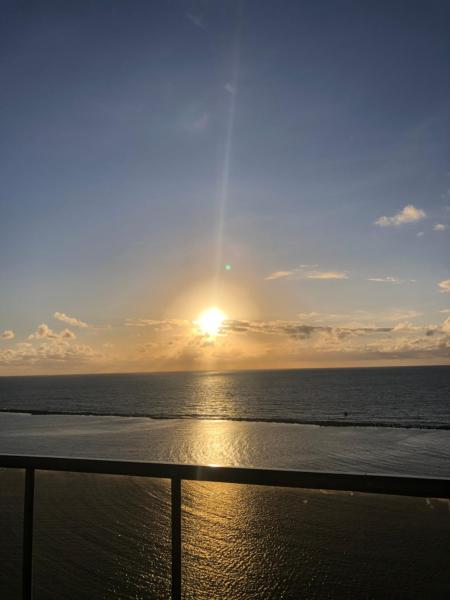 Na zdjęciu widoczny jest obiekt Flat beira mar położony w mieście Olinda.