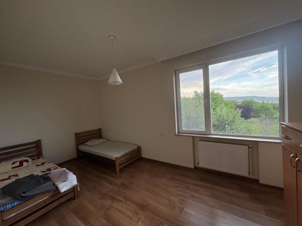 Photo 9 : Viewside