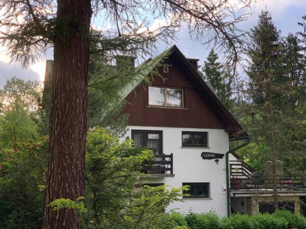Na zdjęciu widoczny jest obiekt Piękny apartament w Pieninach położony w mieście Krościenko.