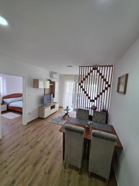 Na fotografii je vidět objekt Apartmani Kostić 1 nacházející se ve městě Bukorovac.