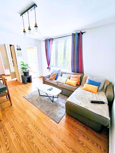 A la foto es mostra l'objecte Doudoute Family Home situat a la ciutat de Perpinyà.