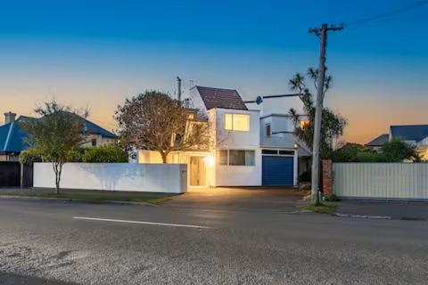The photo shows the Mid-Century by the Beach located in the city of Sumner.