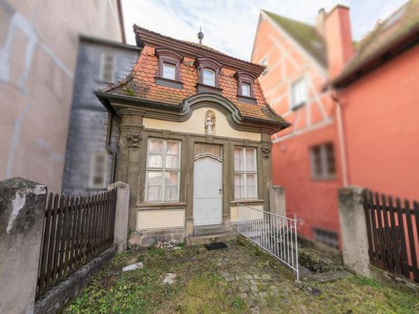På billedet ses objektet Barock Galeriehaus in Klein Venedig am Fluss mit Garten beliggende i byen Bamberg.