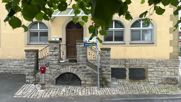 Nella foto è visibile l'oggetto Ferienwohnung zur Linde situato nella città di Dettelbach.