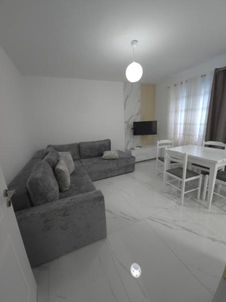 A la foto es mostra l'objecte Peaceful Conteporary Apartment situat a la ciutat de Berat.