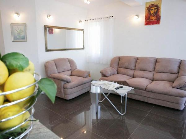 Okrug Gornji Luxurious Escape Villa With Pool - Five Bedroom Villa With Pool - Okrug Gornji
