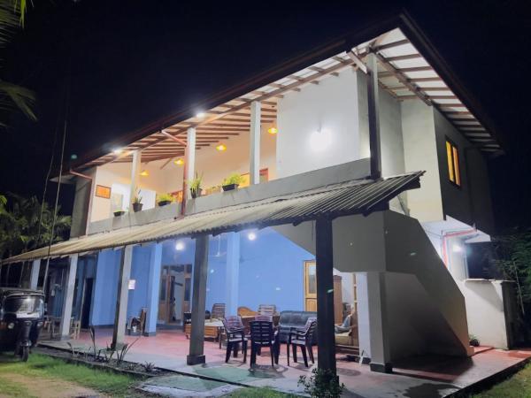 The photo shows the Mango Lodge located in the city of Beruwala.