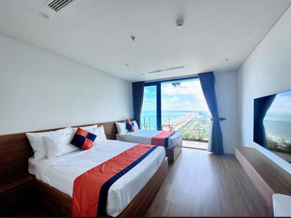 På bilden syns objektet Flamingo Ibiza Hai Tien Luxury Resort som ligger i staden Thanh Hóa.