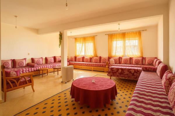 Auf dem Foto ist das Objekt Vittel Ifrane Large and Beautiful Apartment in der Stadt Ifrane zu sehen.