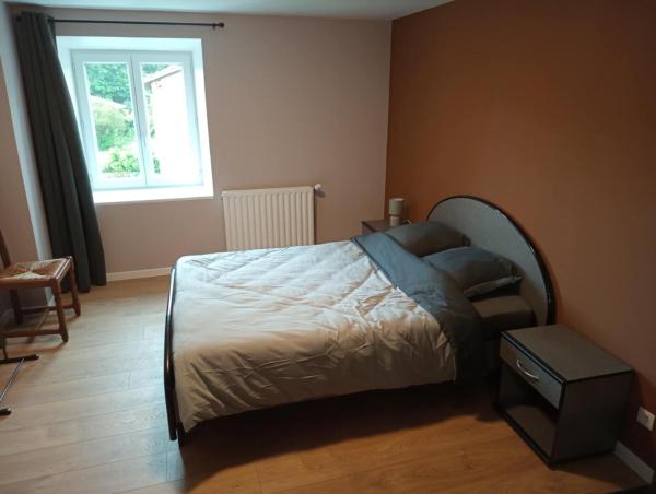 Nella foto è visibile l'oggetto 3 chambres pour 6 personnes situato nella città di Chamboret.