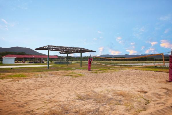 A la foto es mostra l'objecte Crider's On The Frio situat a la ciutat de Leakey.
